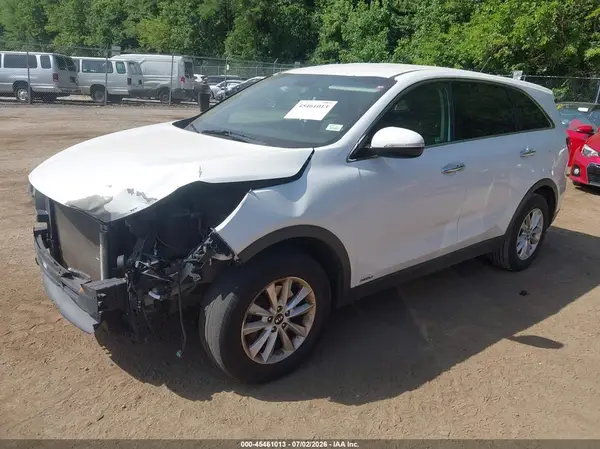 5XYPGDA3XKG459009 2019 KIA SORENTO - Image 2