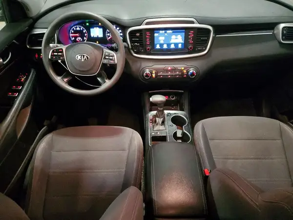 5XYPGDA3XKG463383 2019 KIA SORENTO - Image 8