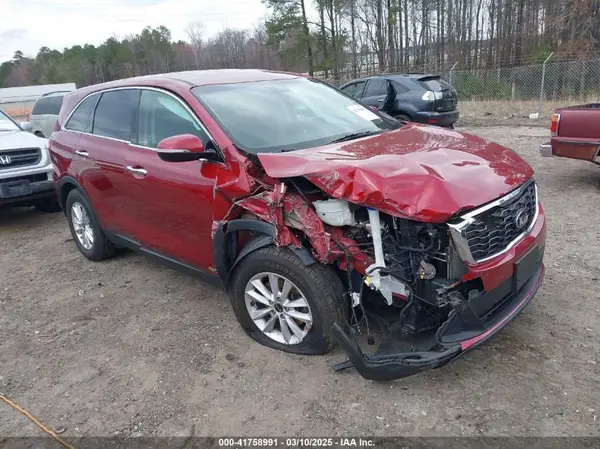 5XYPGDA3XKG470852 2019 KIA SORENTO - Image 1