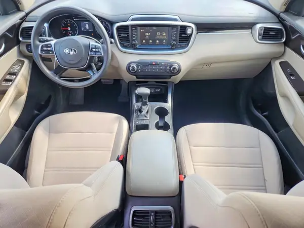 5XYPGDA3XKG510492 2019 KIA SORENTO - Image 8
