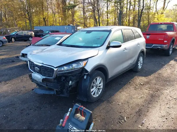 5XYPGDA3XKG515143 2019 KIA SORENTO - Image 2