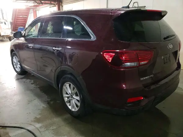 5XYPGDA3XKG525025 2019 KIA SORENTO - Image 2