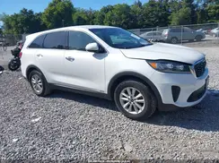 5XYPGDA3XKG535117 2019 KIA SORENTO