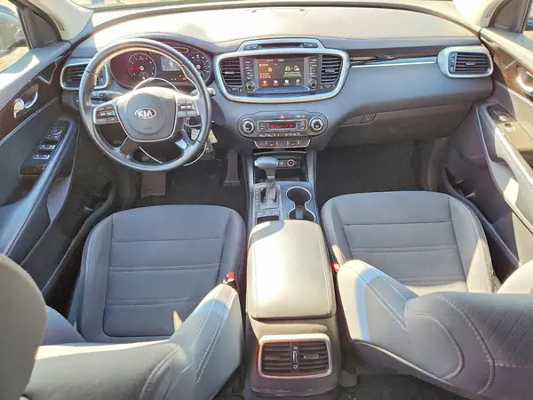 5XYPGDA3XKG541192 2019 KIA SORENTO - Image 8