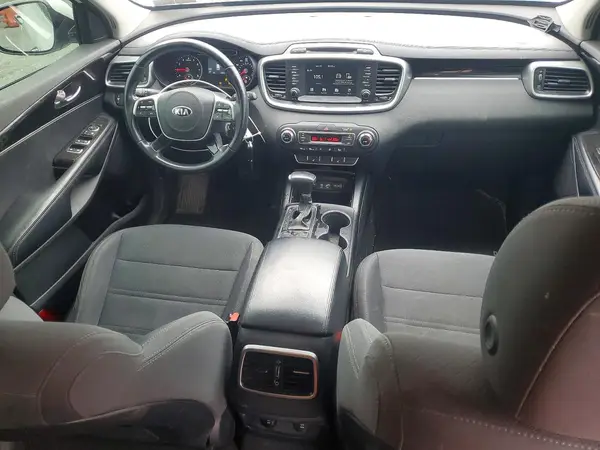 5XYPGDA3XKG549390 2019 KIA SORENTO - Image 8