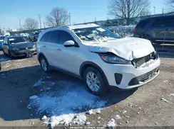 5XYPGDA3XKG560387 2019 KIA SORENTO