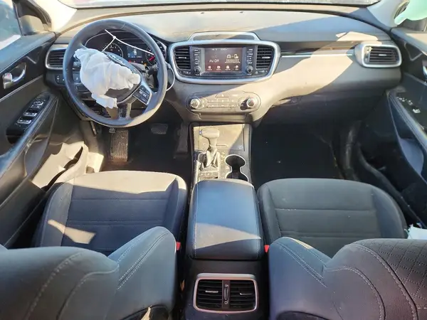 5XYPGDA3XKG562673 2019 KIA SORENTO - Image 8