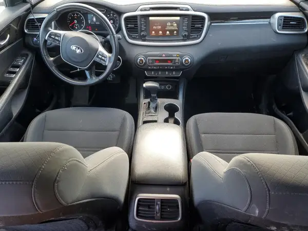 5XYPGDA3XKG590618 2019 KIA SORENTO - Image 8