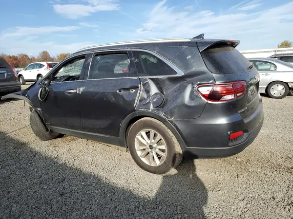 5XYPGDA3XKG603822 2019 KIA SORENTO - Image 2