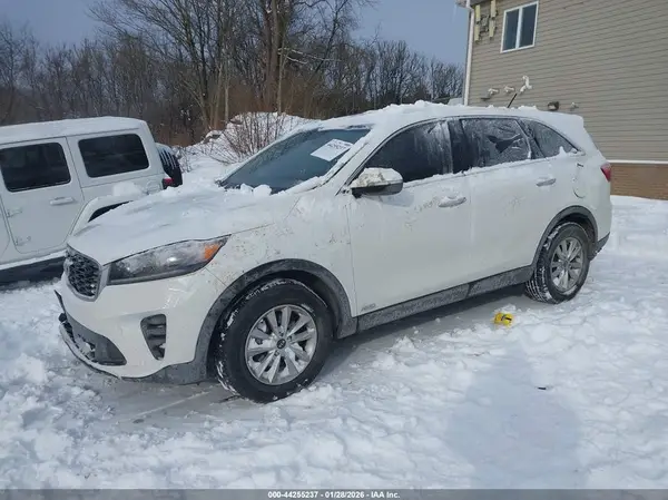 5XYPGDA3XLG655503 2020 KIA SORENTO - Image 2