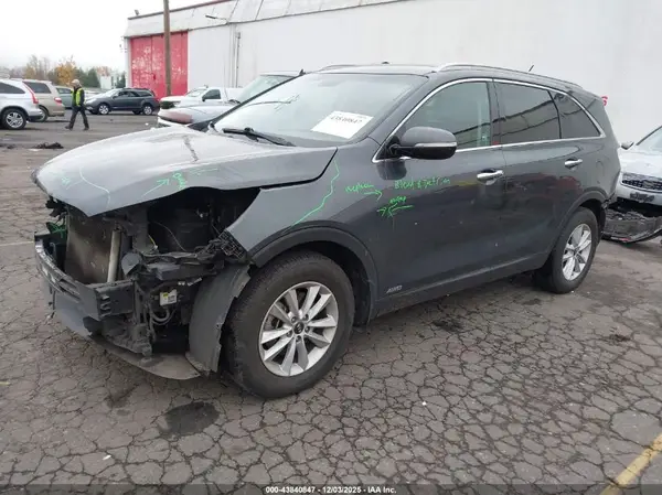 5XYPGDA3XLG672950 2020 KIA SORENTO - Image 2