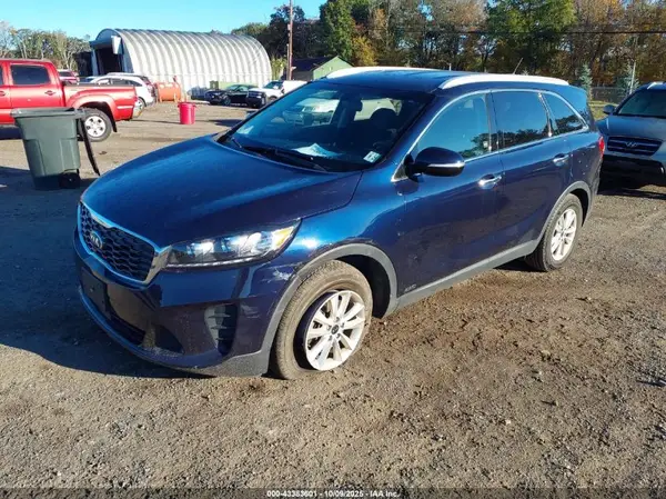 5XYPGDA3XLG703646 2020 KIA SORENTO - Image 2