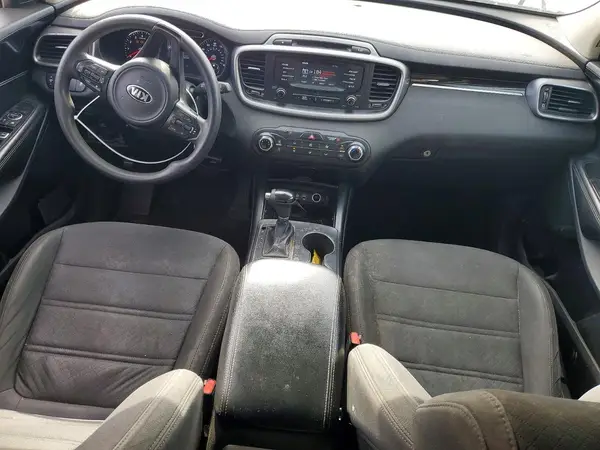 5XYPGDA50GG006882 2016 KIA SORENTO - Image 8