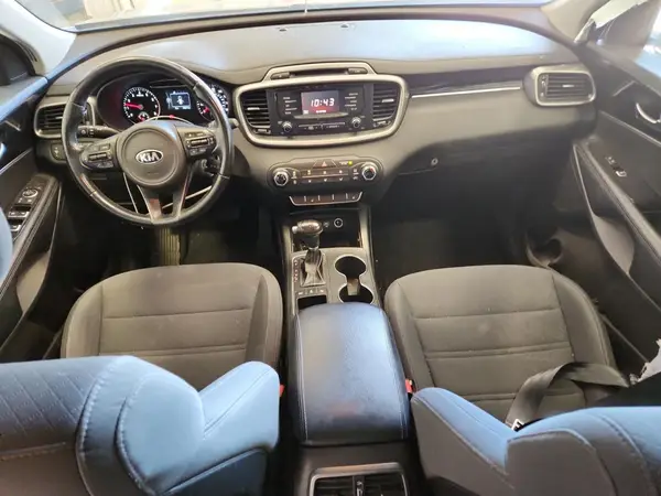 5XYPGDA50GG009166 2016 KIA SORENTO - Image 8