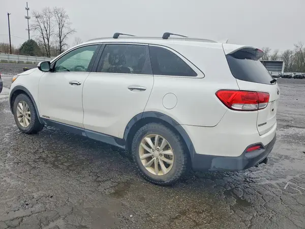 5XYPGDA50GG034231 2016 KIA SORENTO - Image 2