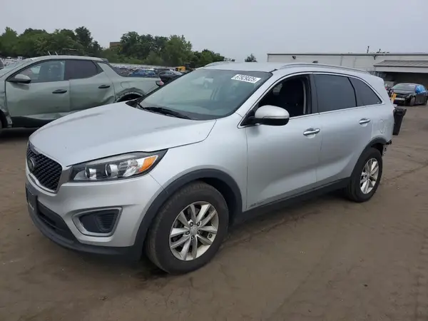 5XYPGDA50GG065429 2016 KIA SORENTO - Image 1