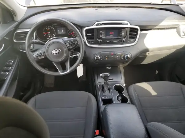 5XYPGDA50GG080240 2016 KIA SORENTO - Image 8