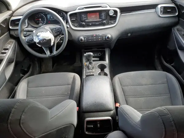 5XYPGDA50GG086104 2016 KIA SORENTO - Image 8