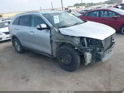 5XYPGDA50GG087026 2016 KIA SORENTO