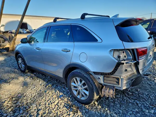5XYPGDA50GG088838 2016 KIA SORENTO - Image 2