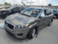 5XYPGDA50GG103001 2016 KIA SORENTO