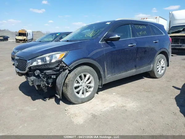 5XYPGDA50GG105119 2016 KIA SORENTO - Image 2