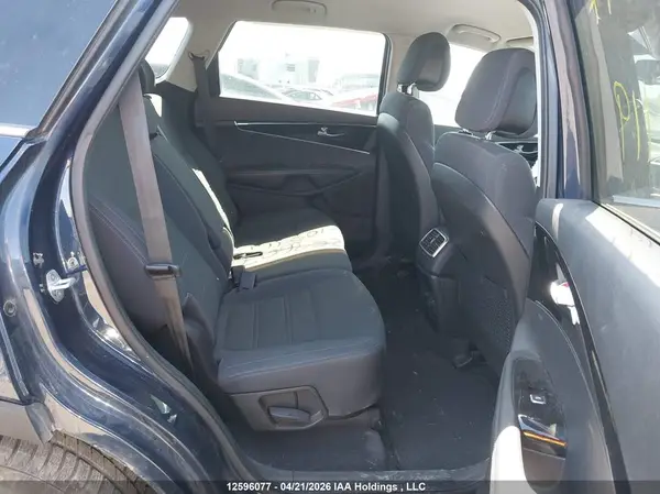 5XYPGDA50GG105119 2016 KIA SORENTO - Image 8