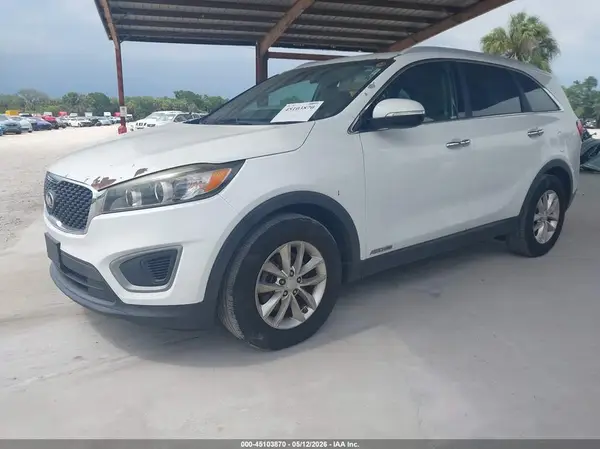 5XYPGDA50GG133969 2016 KIA SORENTO - Image 2