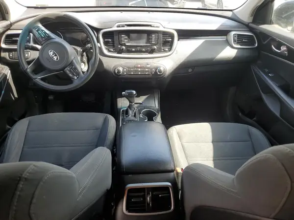 5XYPGDA50GG137259 2016 KIA SORENTO - Image 8
