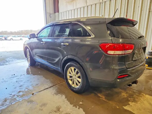 5XYPGDA50GG144146 2016 KIA SORENTO - Image 2