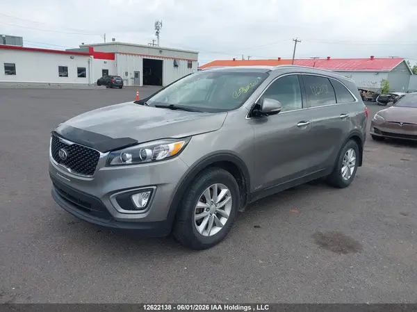 5XYPGDA50GG153283 2016 KIA SORENTO - Image 2