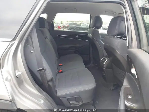 5XYPGDA50GG153283 2016 KIA SORENTO - Image 8