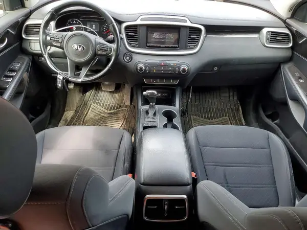 5XYPGDA50GG161500 2016 KIA SORENTO - Image 8