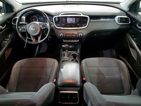 5XYPGDA50GG161920 2016 KIA SORENTO - Image 8