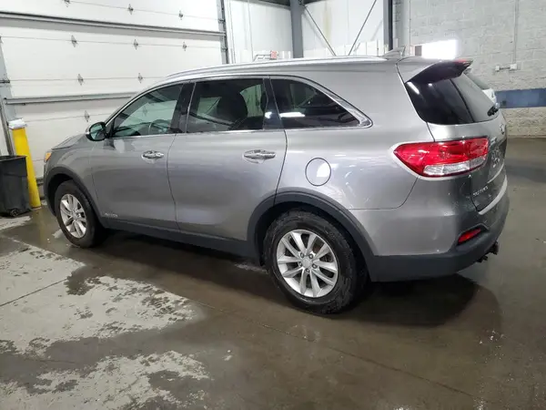 5XYPGDA50GG174506 2016 KIA SORENTO - Image 2