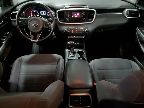 5XYPGDA50GG174506 2016 KIA SORENTO - Image 8