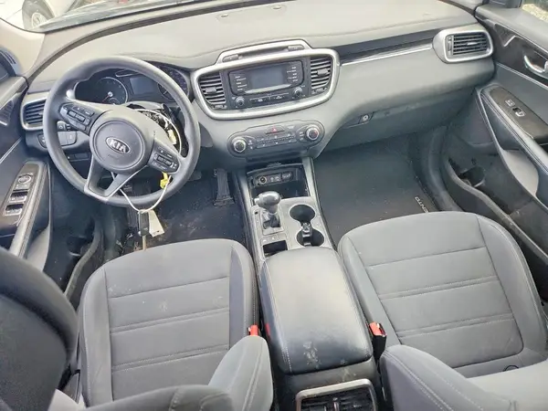 5XYPGDA50GG175624 2016 KIA SORENTO - Image 8