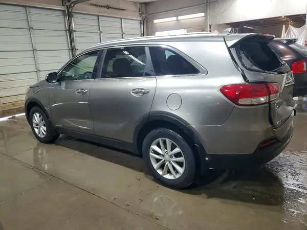 5XYPGDA50GG176420 2016 KIA SORENTO - Image 2