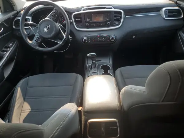 5XYPGDA50GG178457 2016 KIA SORENTO - Image 8