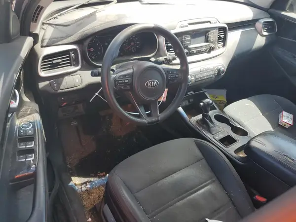 5XYPGDA50HG189993 2017 KIA SORENTO - Image 8