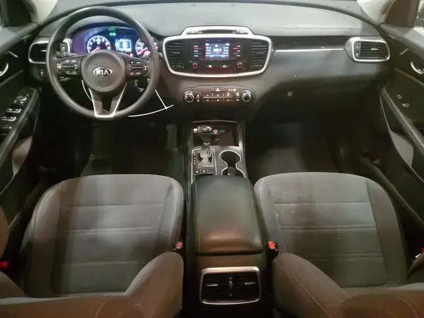 5XYPGDA50HG197950 2017 KIA SORENTO - Image 8