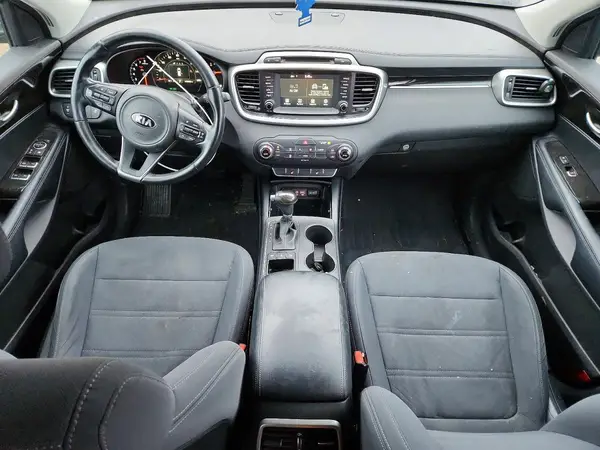 5XYPGDA50HG203567 2017 KIA SORENTO - Image 8
