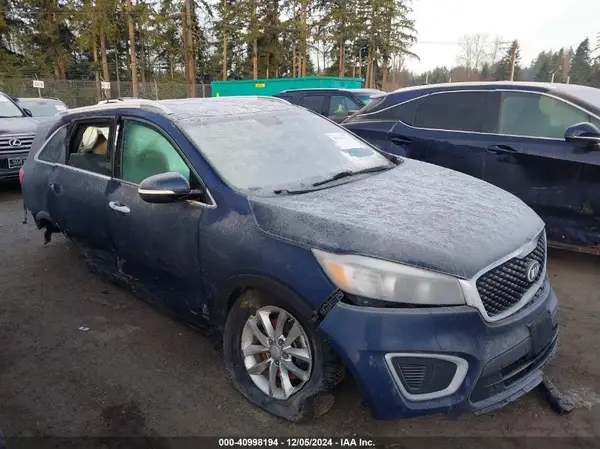 5XYPGDA50HG208221 2017 KIA SORENTO - Image 1