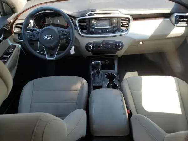 5XYPGDA50HG208851 2017 KIA SORENTO - Image 8