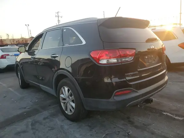 5XYPGDA50HG211152 2017 KIA SORENTO - Image 2