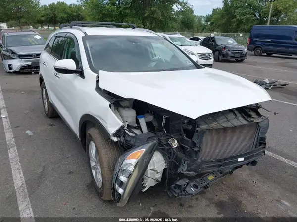 5XYPGDA50HG221552 2017 KIA SORENTO - Image 1