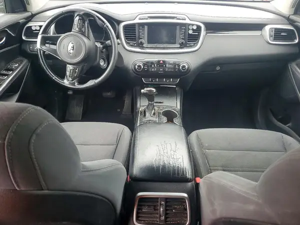 5XYPGDA50HG225231 2017 KIA SORENTO - Image 8