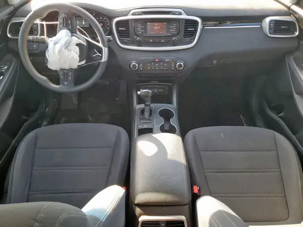 5XYPGDA50HG226878 2017 KIA SORENTO - Image 8