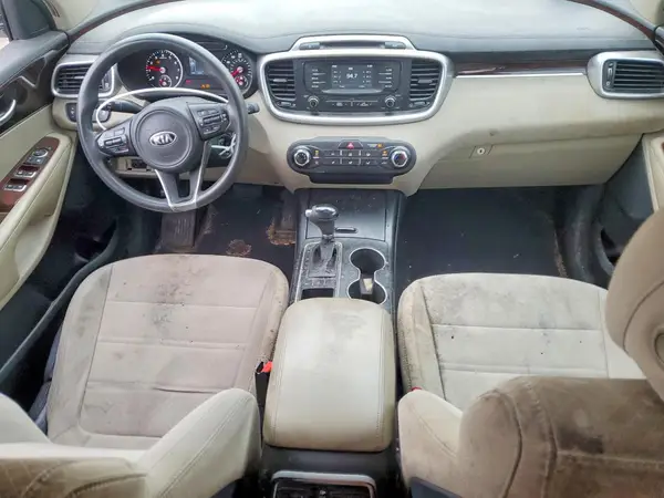 5XYPGDA50HG233717 2017 KIA SORENTO - Image 8
