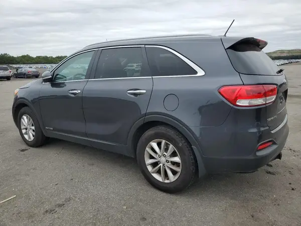 5XYPGDA50HG291567 2017 KIA SORENTO - Image 2